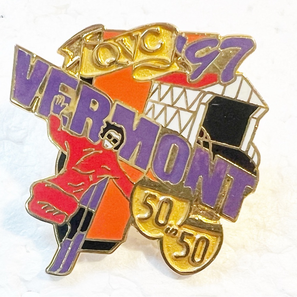 Vermont QVC 50 50 Pin Vintage Lapel Hat Tie Travel Souvenir